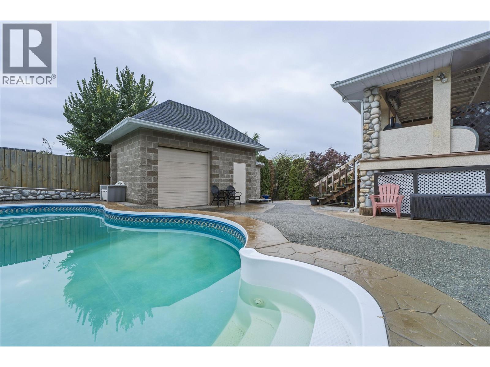 1206 39B Avenue - 32