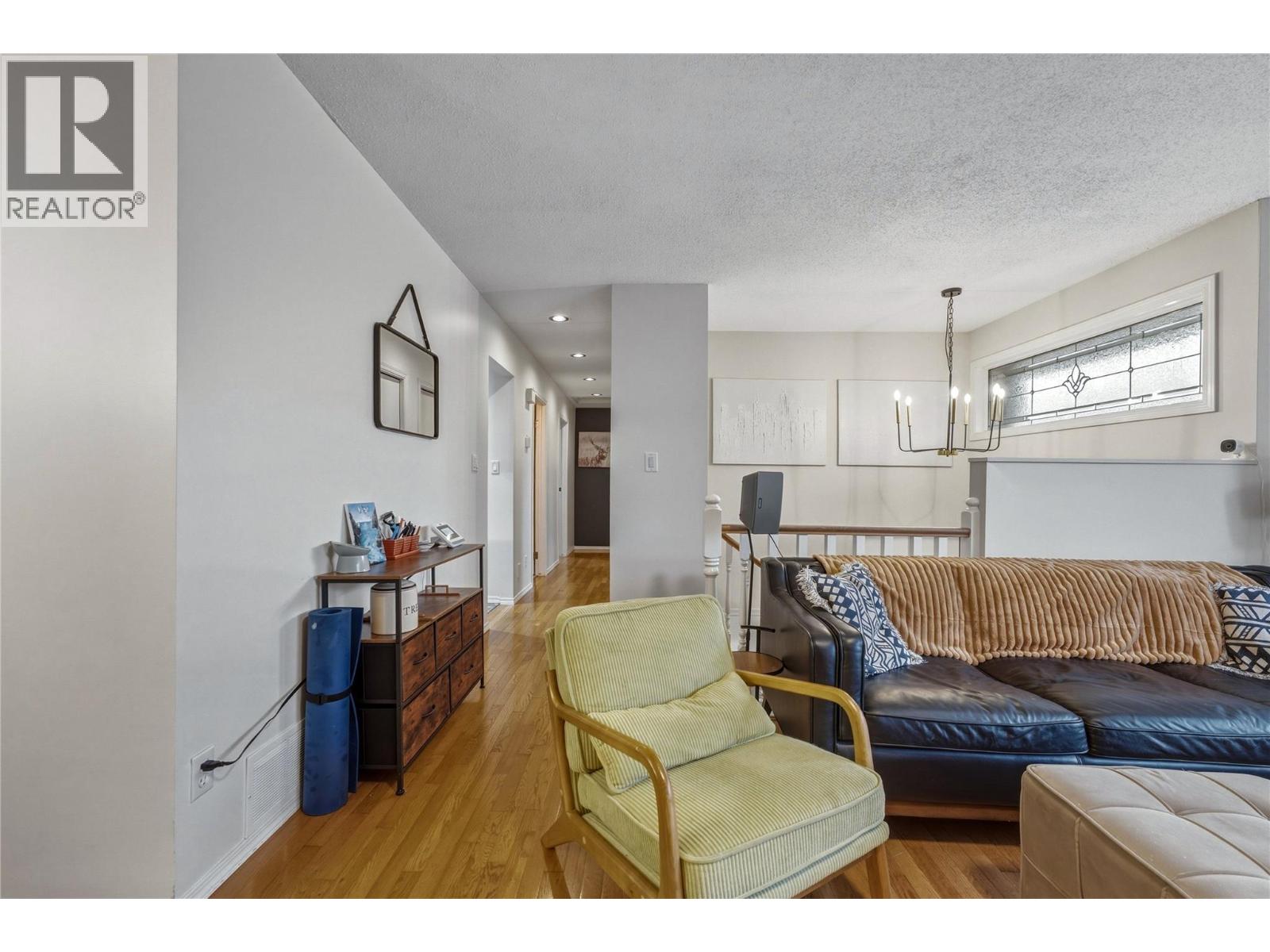 1206 39B Avenue - 7