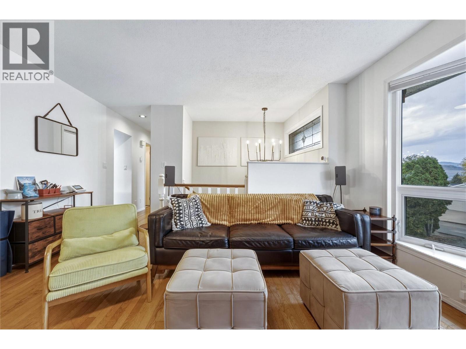 1206 39B Avenue - 8