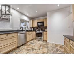 Bedroom - 1206 39b Avenue, Vernon, BC V1T7K4 Photo 11
