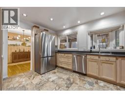 Dining room - 1206 39b Avenue, Vernon, BC V1T7K4 Photo 13