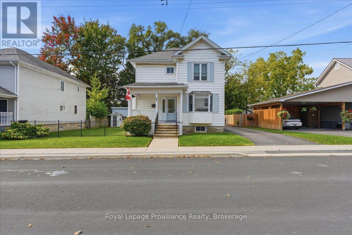 90 Chatham Street, Belleville, ON