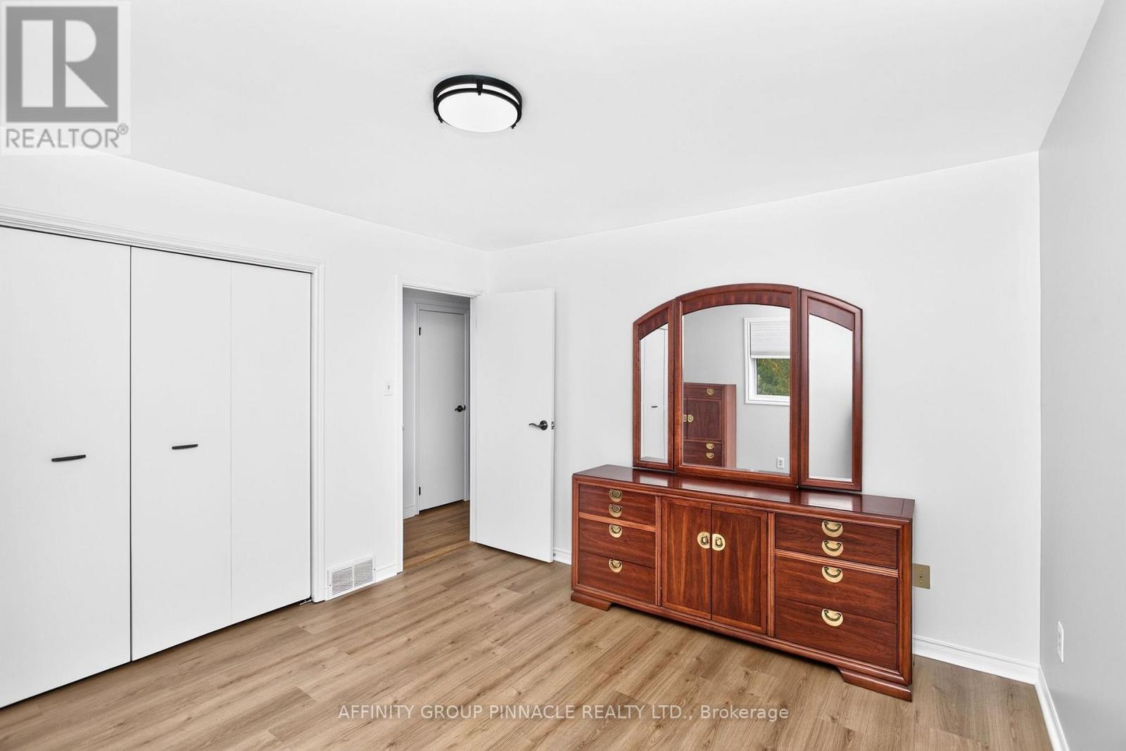 24 ANDREW DRIVE - 20