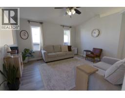 Kitchen - 604 6 Street N, Vauxhall, AB T0K2K0 Photo 6