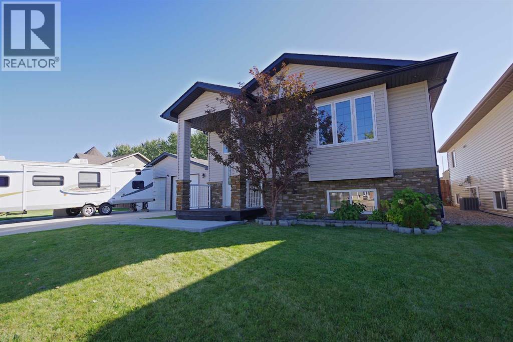 604 6 Street N - 1