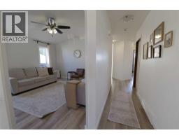 4pc Bathroom - 604 6 Street N, Vauxhall, AB T0K2K0 Photo 9