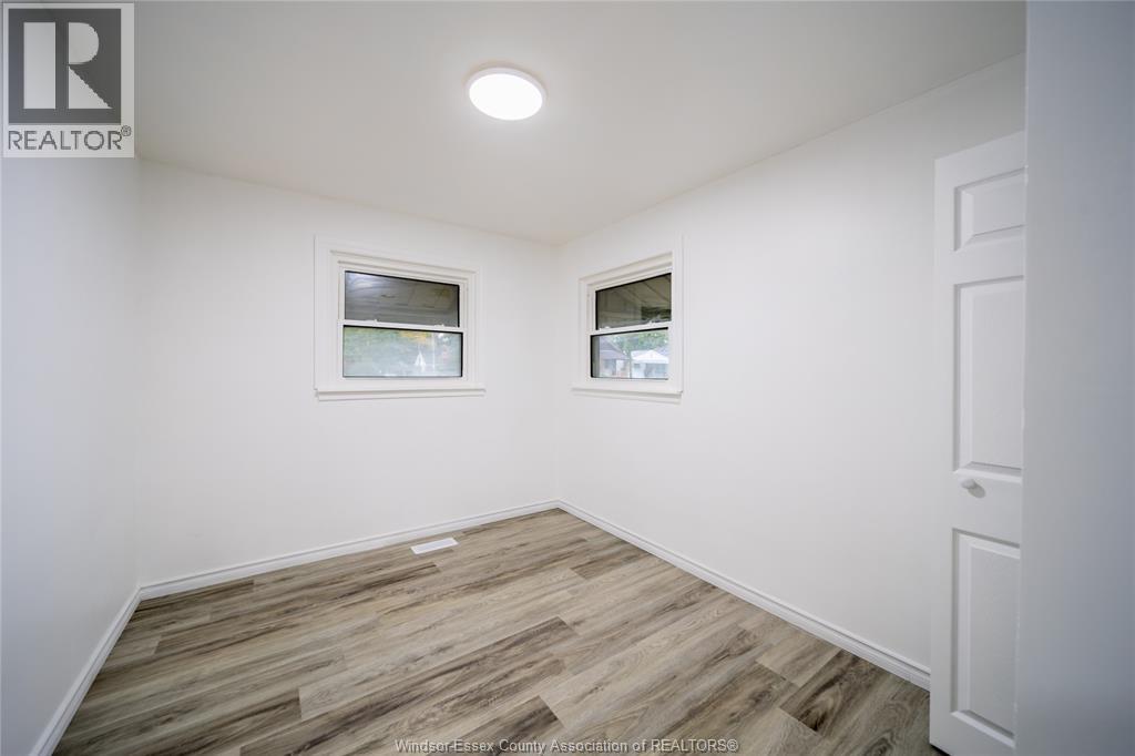 3605 BLOOMFIELD - 18