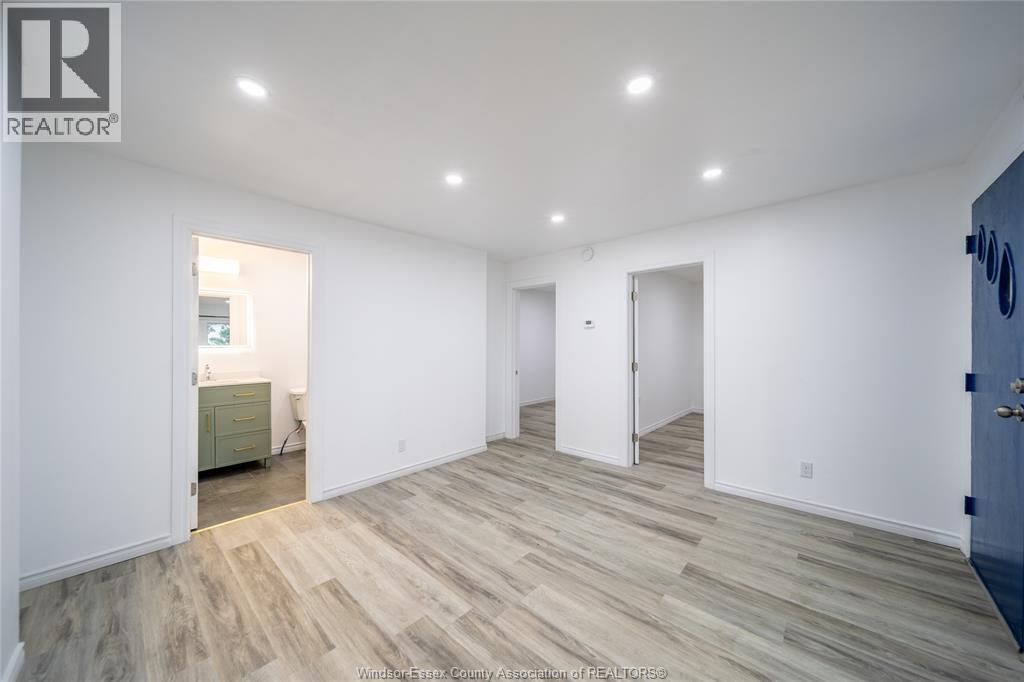 3605 BLOOMFIELD - Image 12