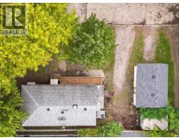 3605 Bloomfield, Windsor, ON N9C1S1 Photo 26