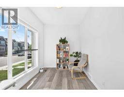 4pc Bathroom - 76 Magnolia Grove Se, Calgary, AB T3M3E5 Photo 12