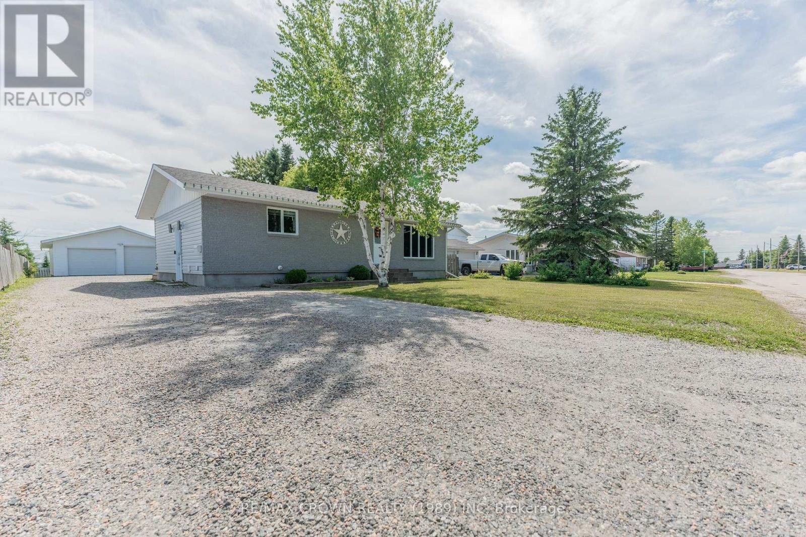 29 HAZEL STREET - 1