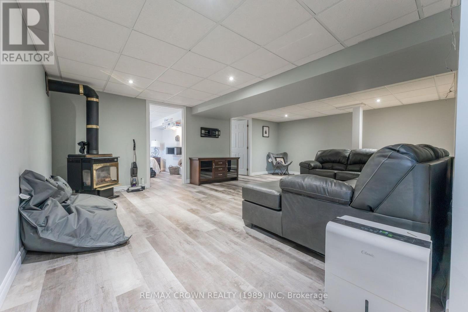 29 HAZEL STREET - Image 28