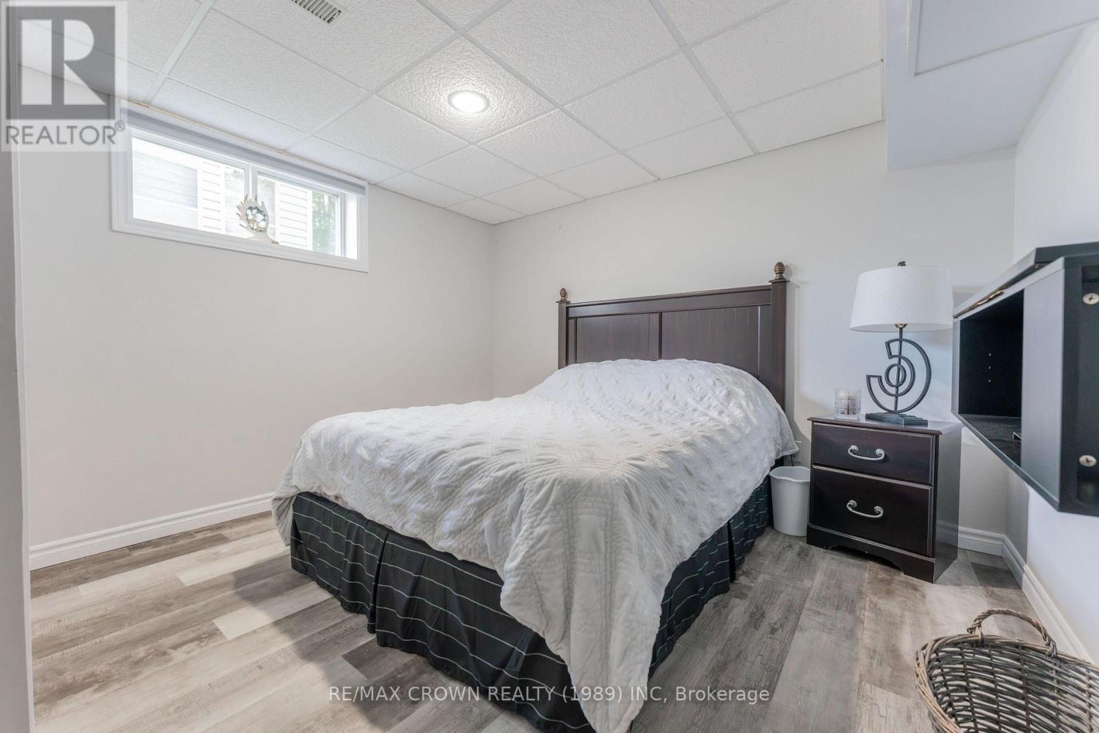 29 HAZEL STREET - Image 32