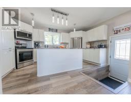 Utility room - 29 Hazel Street, Kapuskasing, ON P5N2Z7 Photo 6
