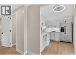 2pc Bathroom - 23 Briar Knoll Drive, Kitchener, ON N2E1X9 Photo 6