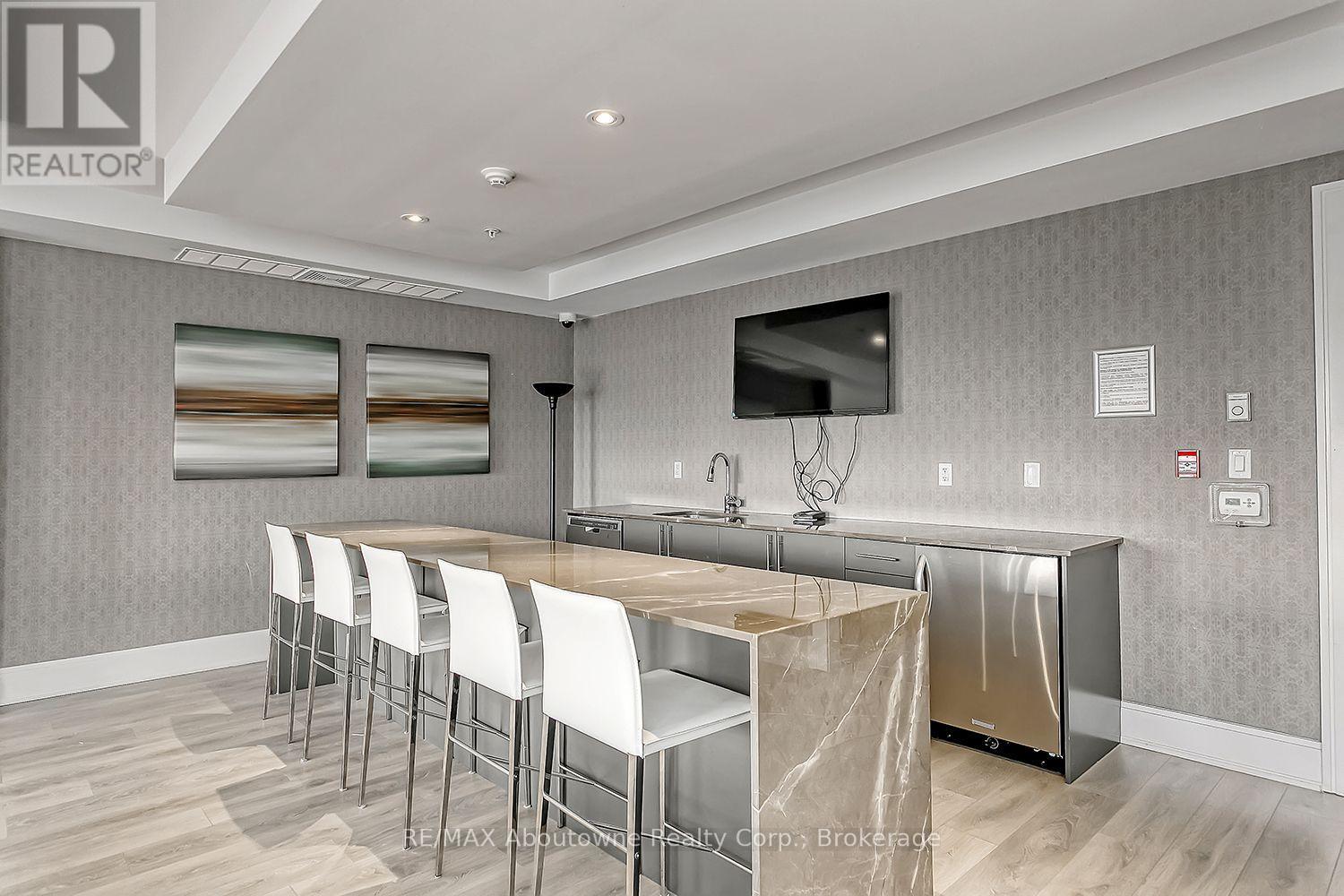 128 Garden Drive — photo 31