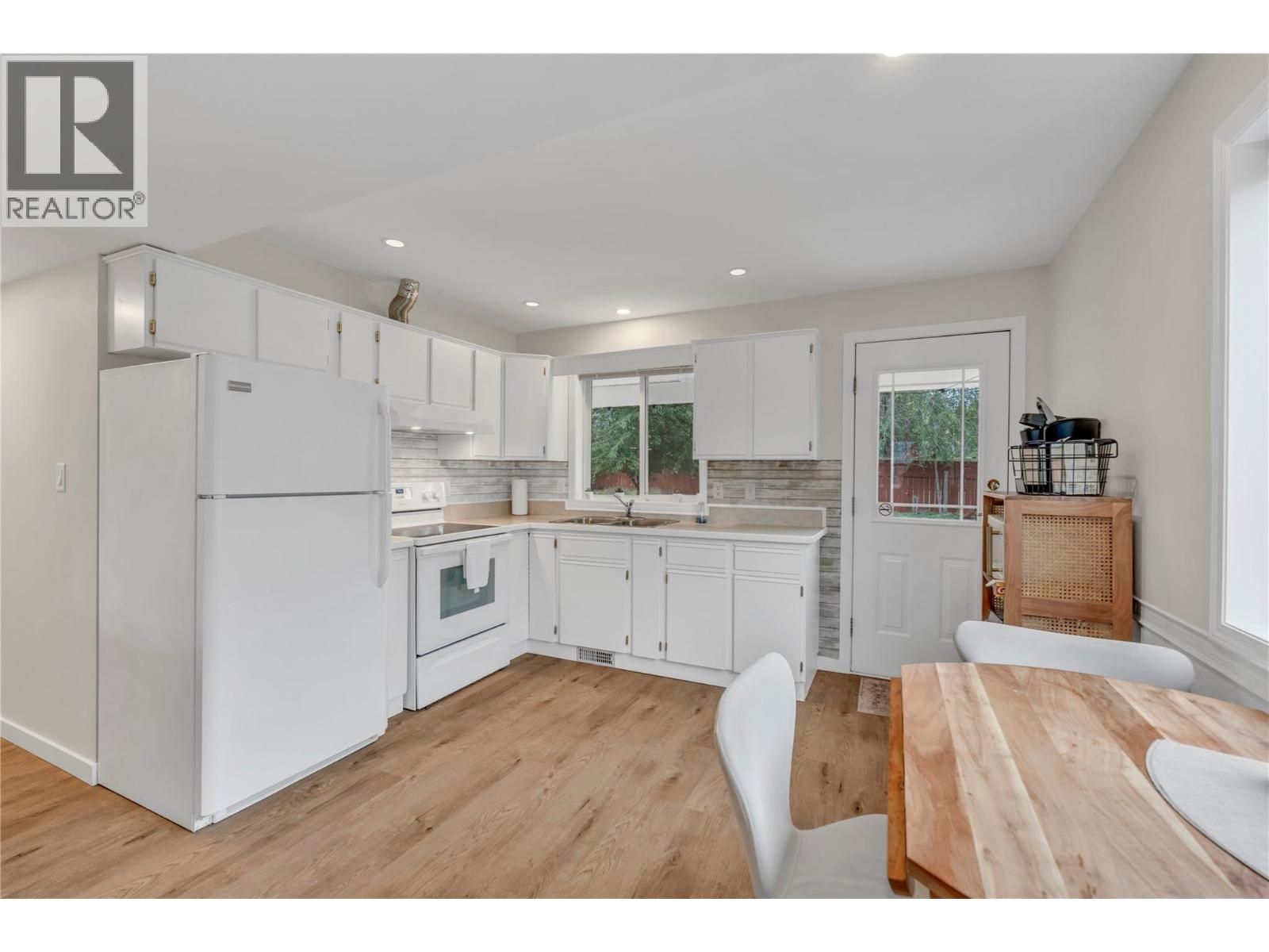 114 VANCOUVER Place, Penticton