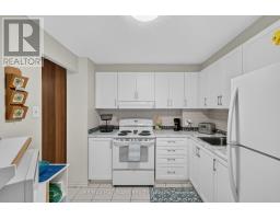1005 - 415 Greenview Avenue, Ottawa, ON K2B8G5 Photo 13