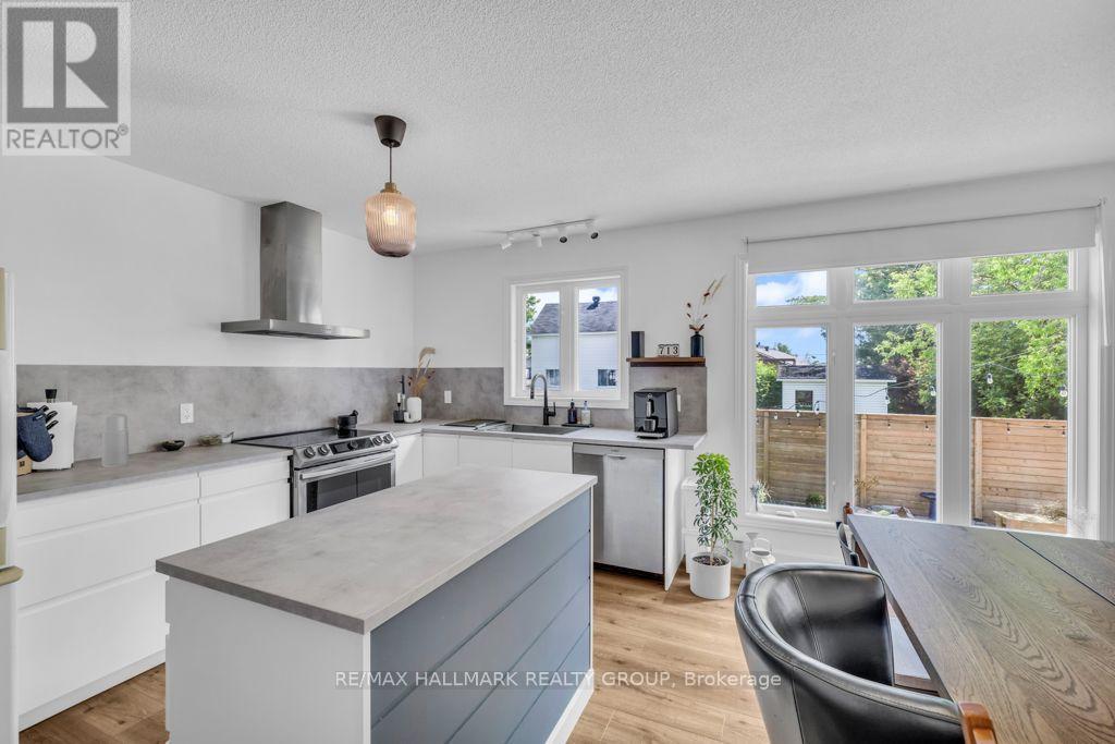 713 Brebeuf Street — photo 17
