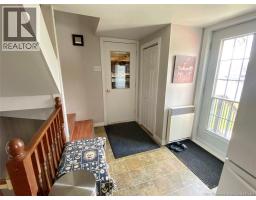 16 46th Avenue, photo 2