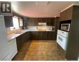 16 46th Avenue, photo 3