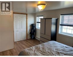 Kitchen - 16 46th Avenue, Edmundston, NB E3V3B2 Photo 9
