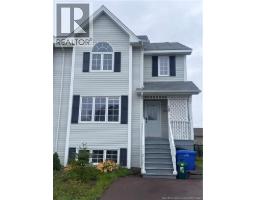 5pc Bathroom - 18 Rainford Court, Moncton, NB E1G0T4 Photo 6