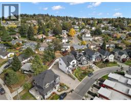4257 Pullet Pl, Saanich, BC V8X2N3 Photo 26