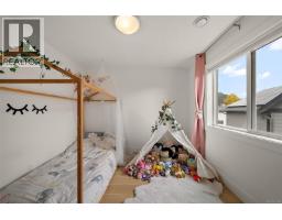 4257 Pullet Pl, Saanich, BC V8X2N3 Photo 32