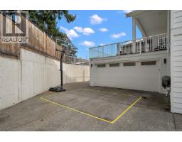 4257 Pullet Pl, Saanich, BC V8X2N3 Photo 41