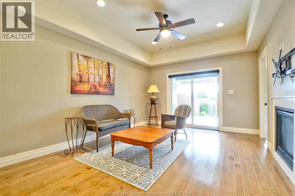 107 MEADOWVIEW - 24