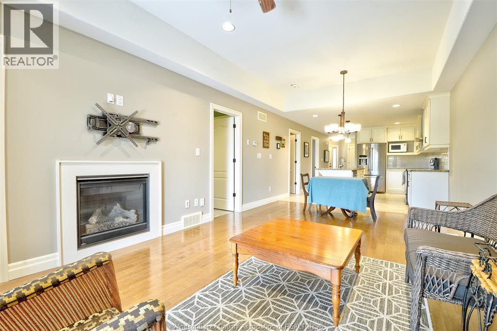 107 MEADOWVIEW - 26