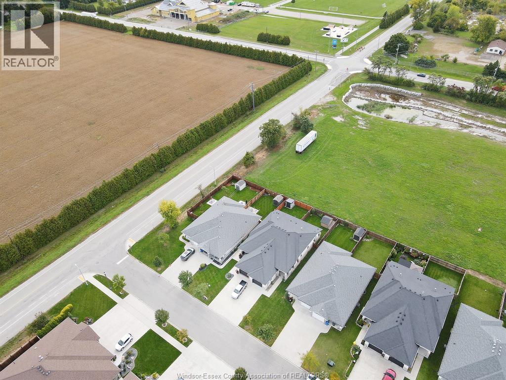 107 MEADOWVIEW - 44