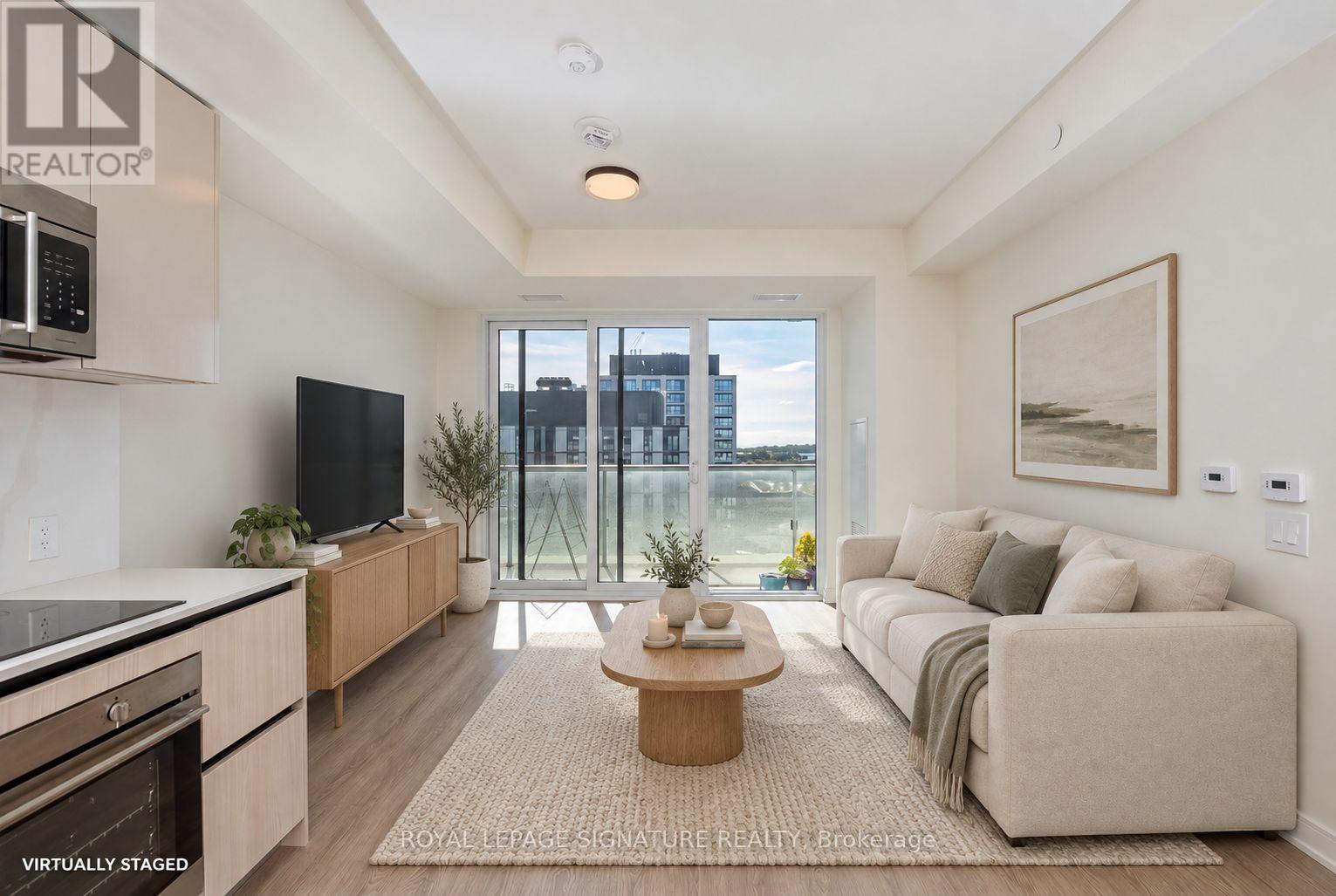 1112 - 425 FRONT STREET E