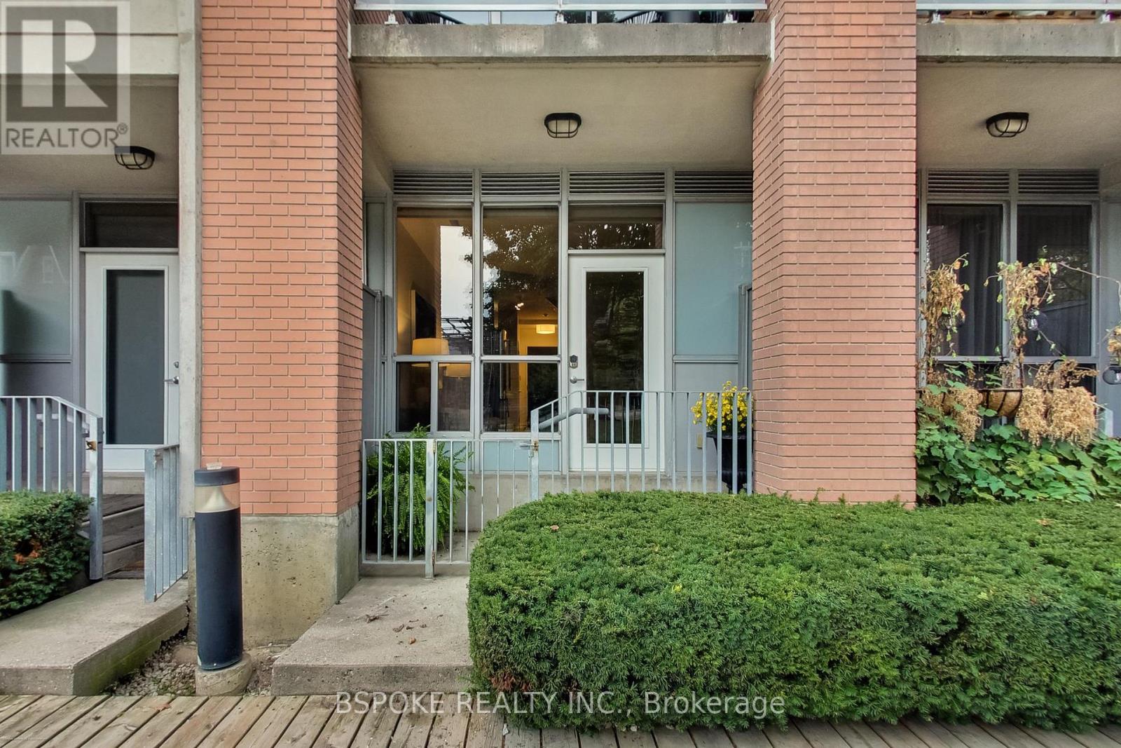 132- 1005 King Street West, Toronto, ON photo 2