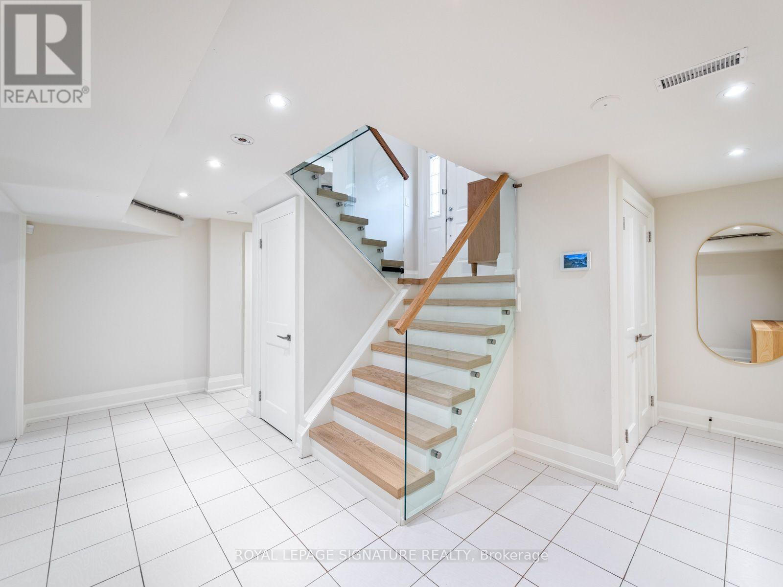 9 DANVILLE DRIVE - 21