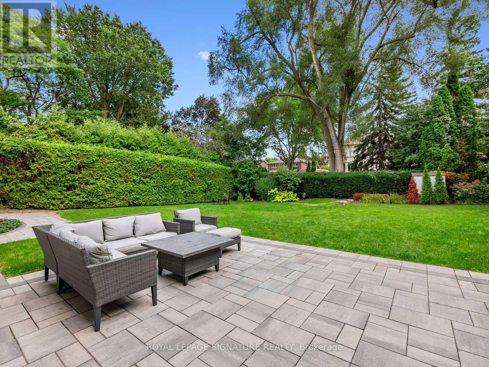 9 DANVILLE DRIVE - 28