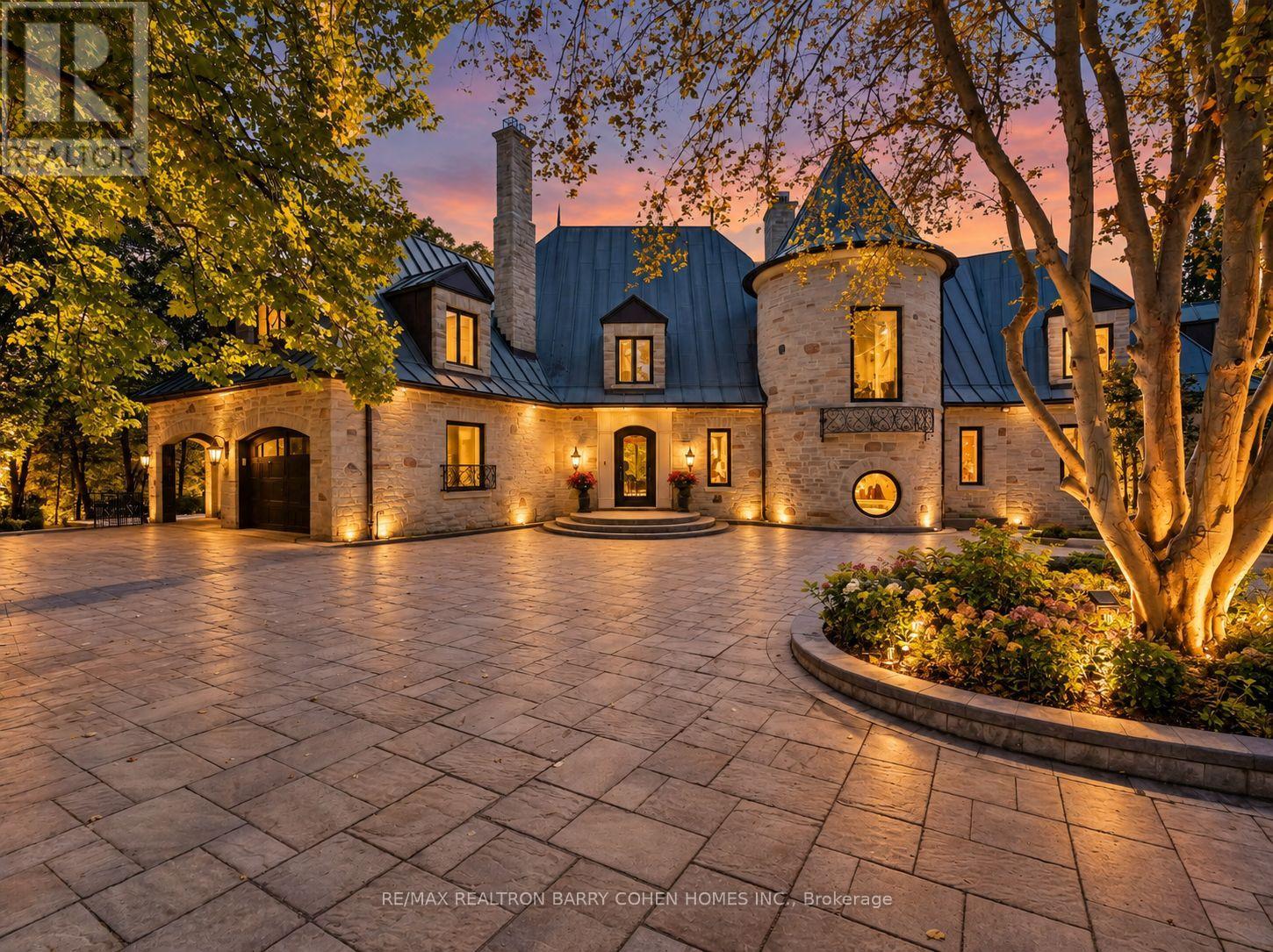 Photo of 25 Tudor Gate