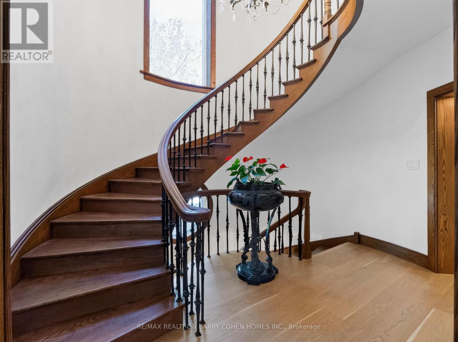 Photo 27 of 25 Tudor Gate, Toronto (Bridle Path-Sunnybrook-York Mills)