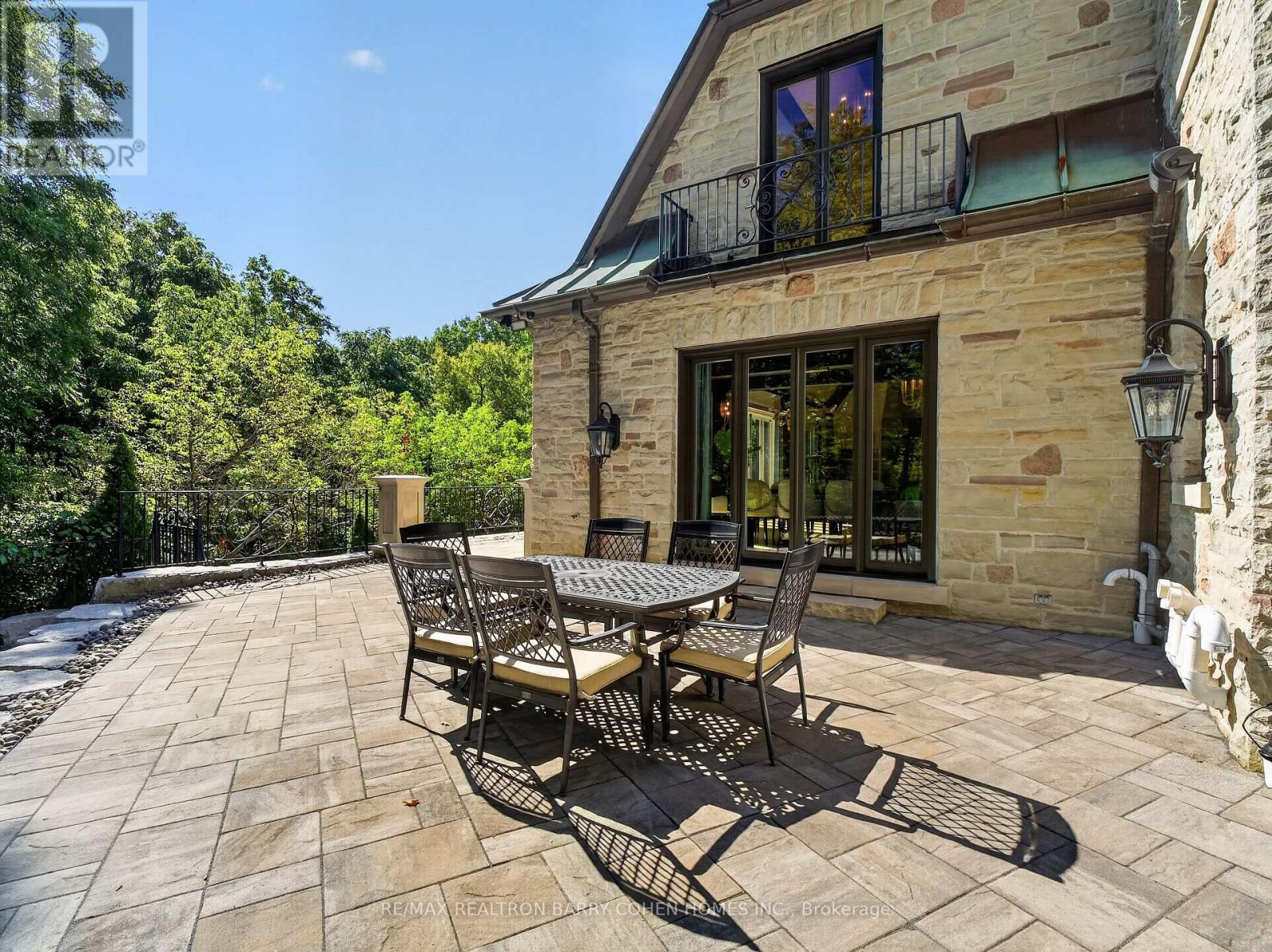 25 TUDOR GATE - 37