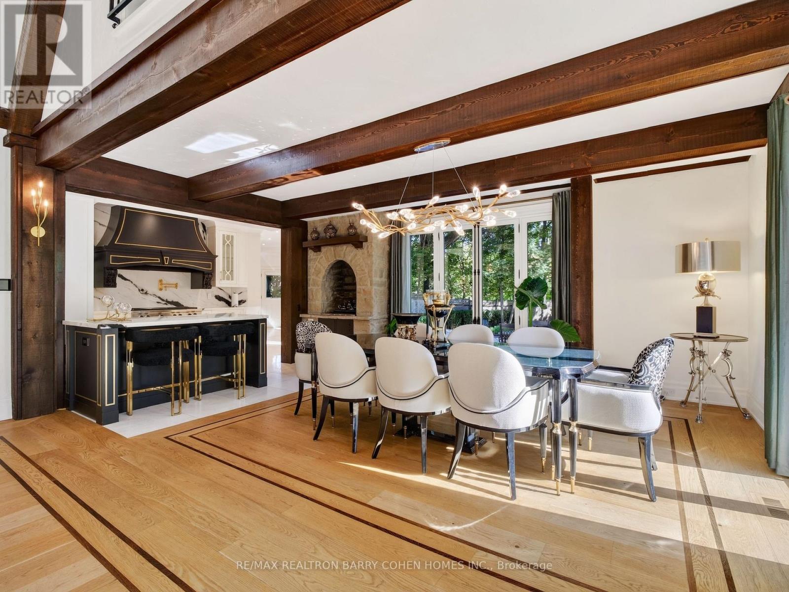 25 TUDOR GATE - 8