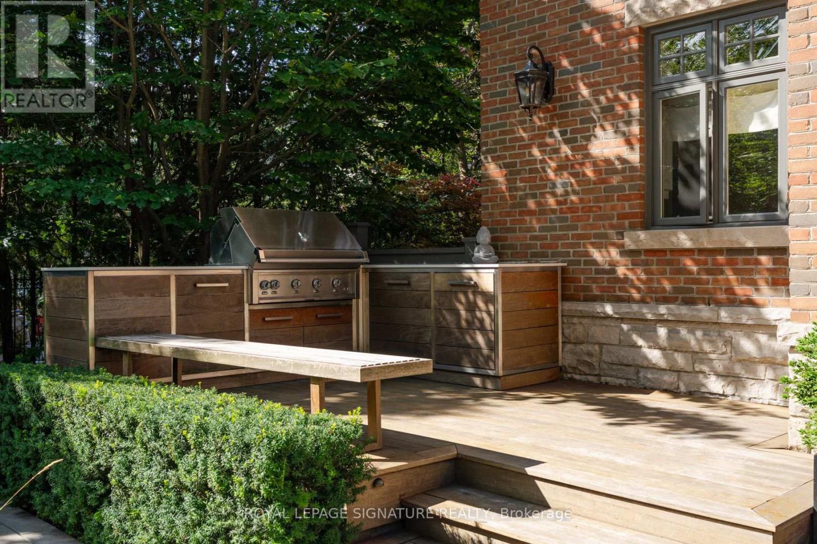 Photo 34 of 1 Oakley Place, Toronto (St. Andrew-Windfields)