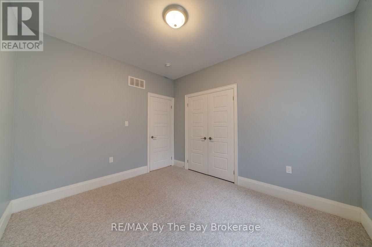 12 51 STREET S - 27