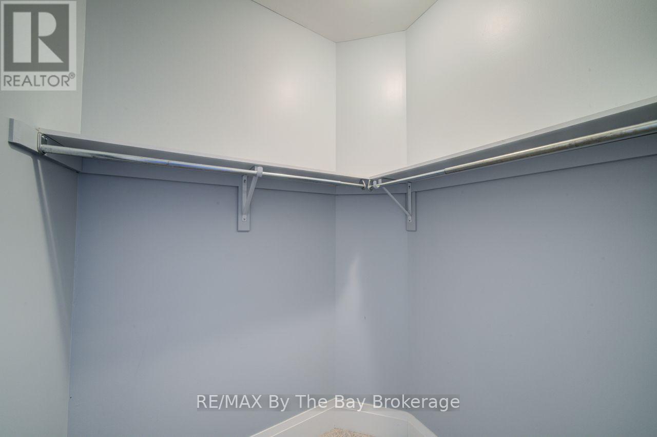 12 51 STREET S - Image 35