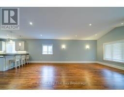 12 51 Street S, Wasaga Beach, ON L9Z1X5 Photo 12