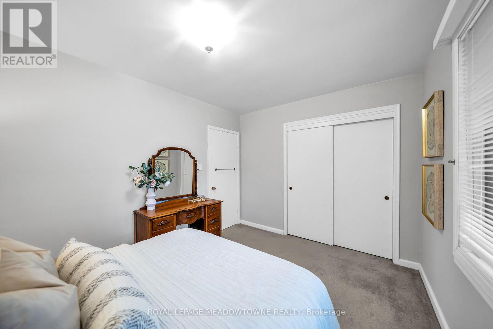 48 GARSIDE AVENUE - 30