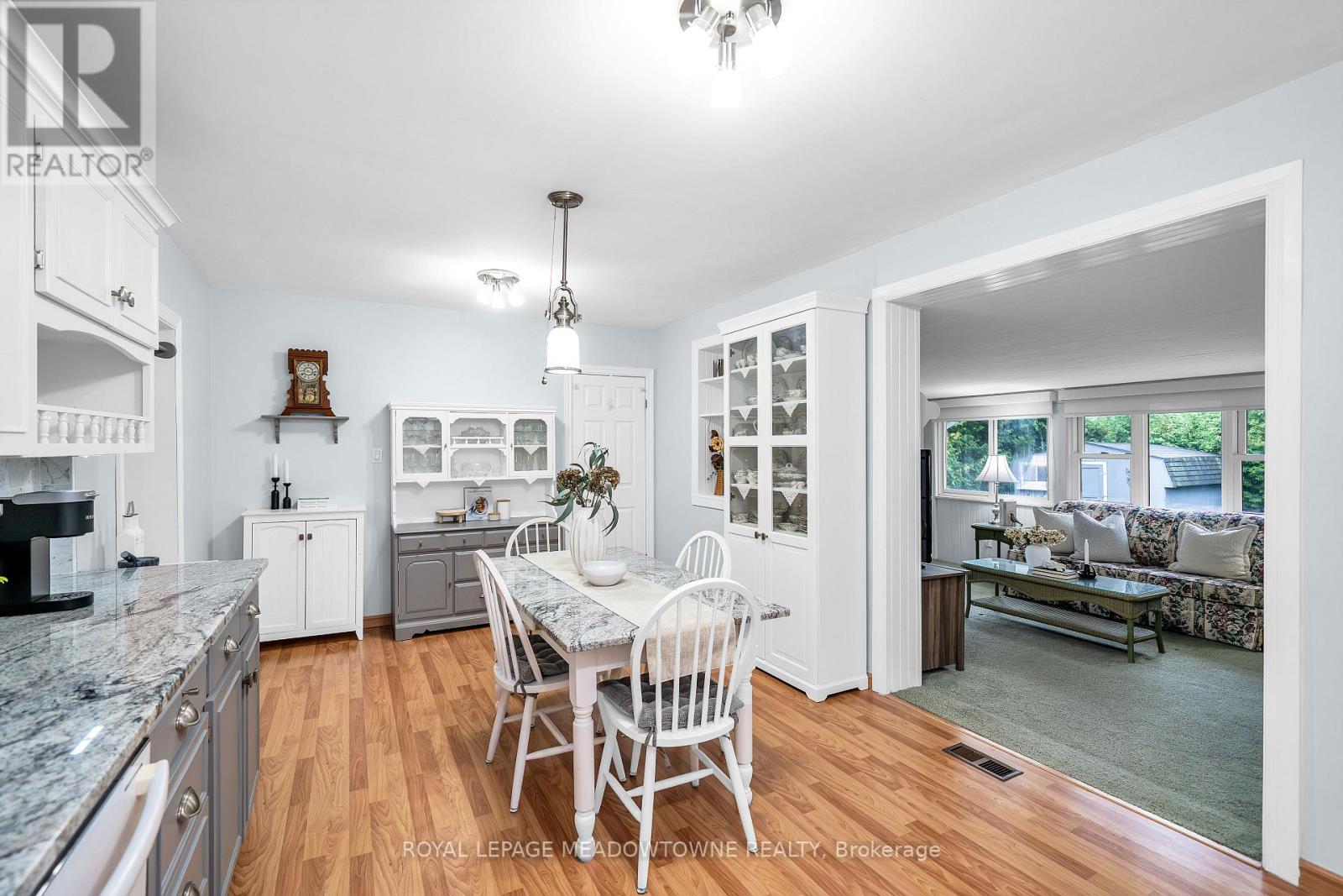 48 Garside Avenue, Whitby, ON photo 8