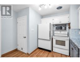 Utility room - 48 Garside Avenue, Whitby, ON L1M1A7 Photo 10