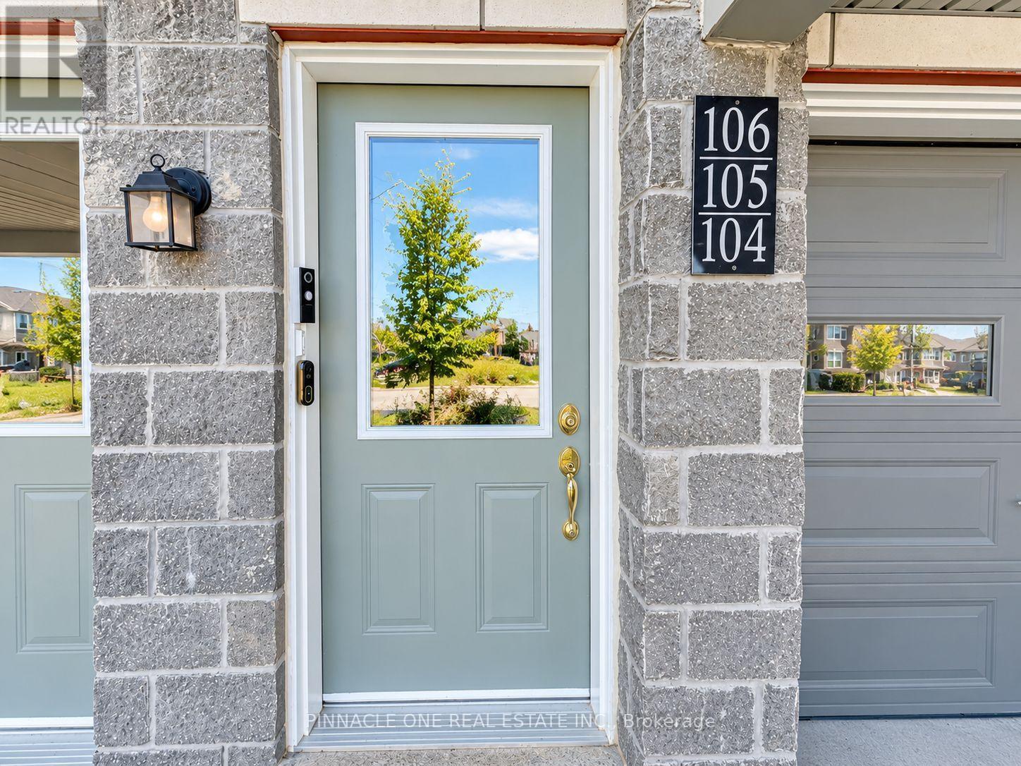 105- 2540 William Jackson Drive, Pickering, ON photo 2