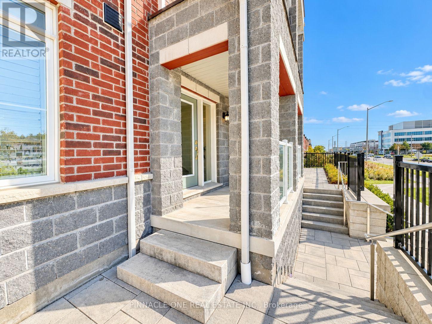 105- 2540 William Jackson Drive, Pickering, ON photo 5
